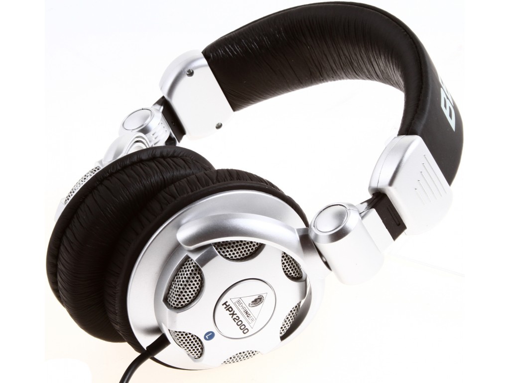 Best headphones under N30,000